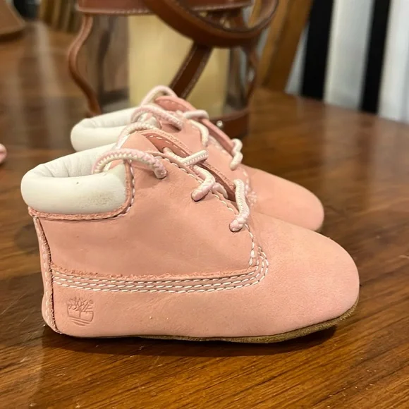 Timberland Infant Crib Booties Boots + Hat gift set pink Baby Shoes Girls Sizes - Picture 5 of 14
